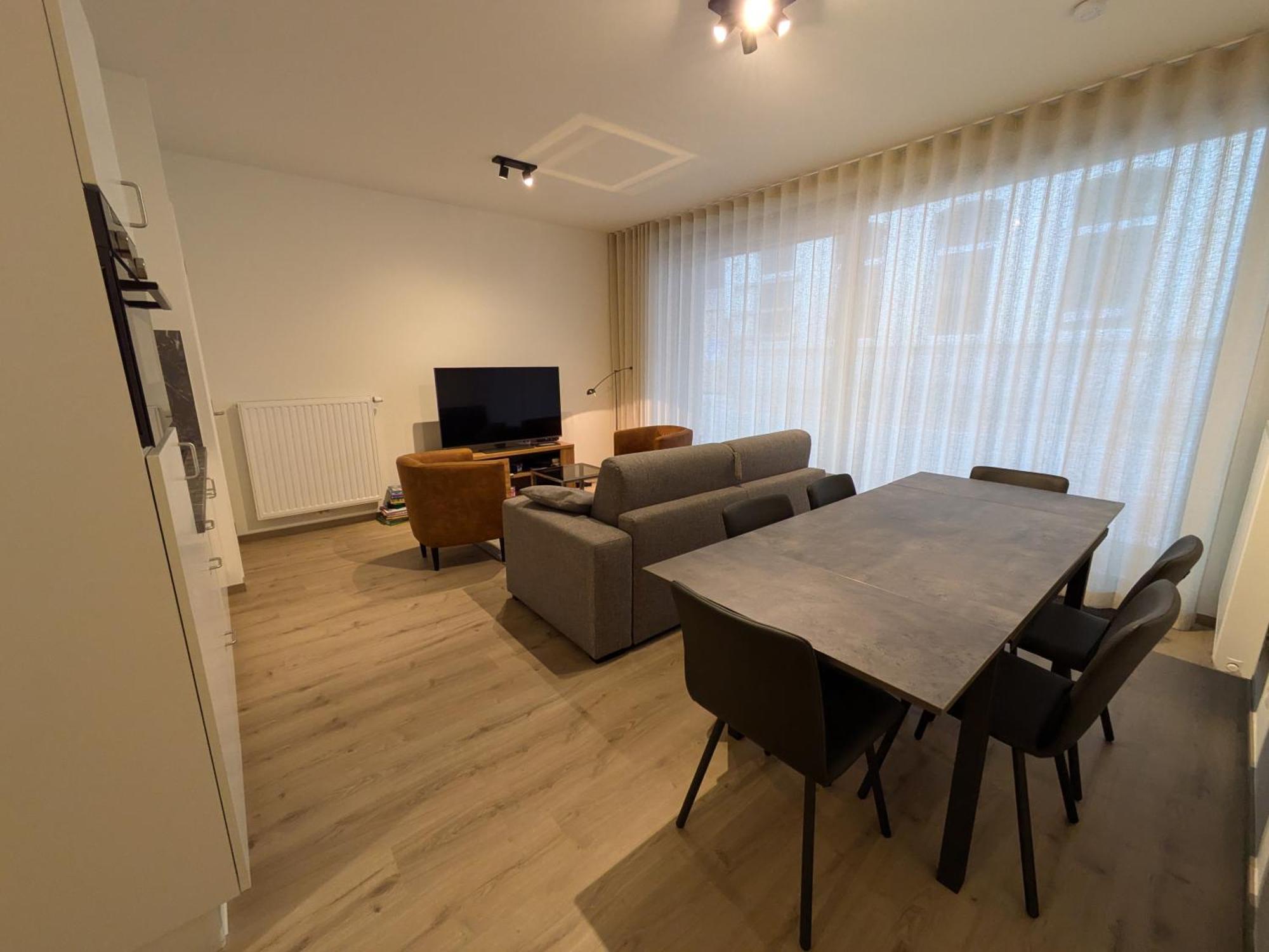 Apartment New Modern In The Heart Of T73 *