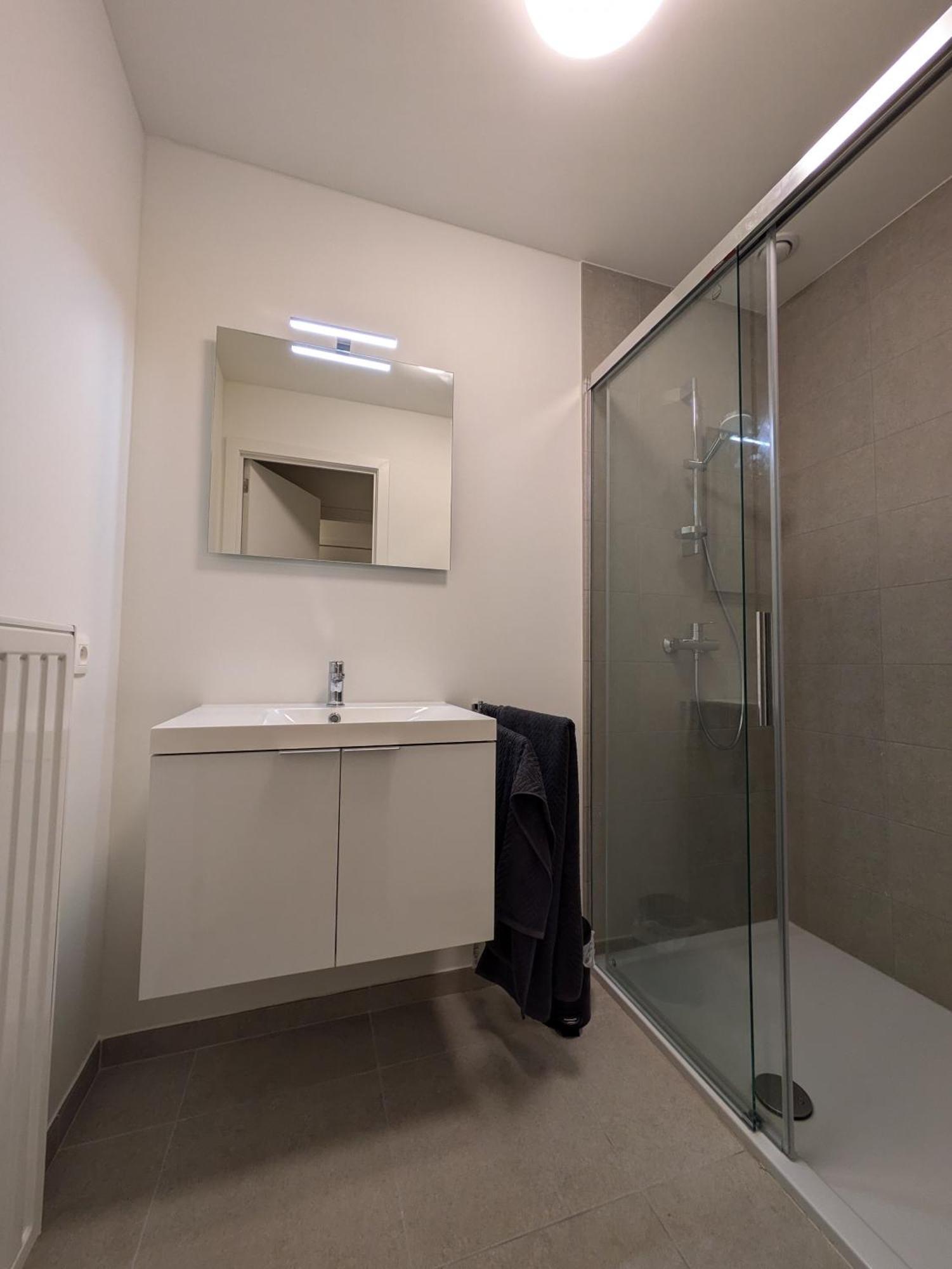 New Modern In The Heart Of T73 *